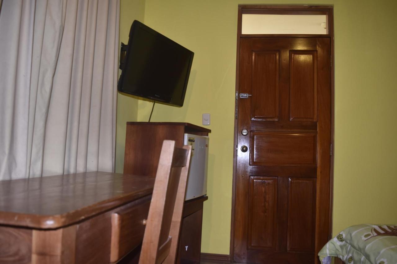 Hotel Santa Ana Liberia Airport Bagian luar foto