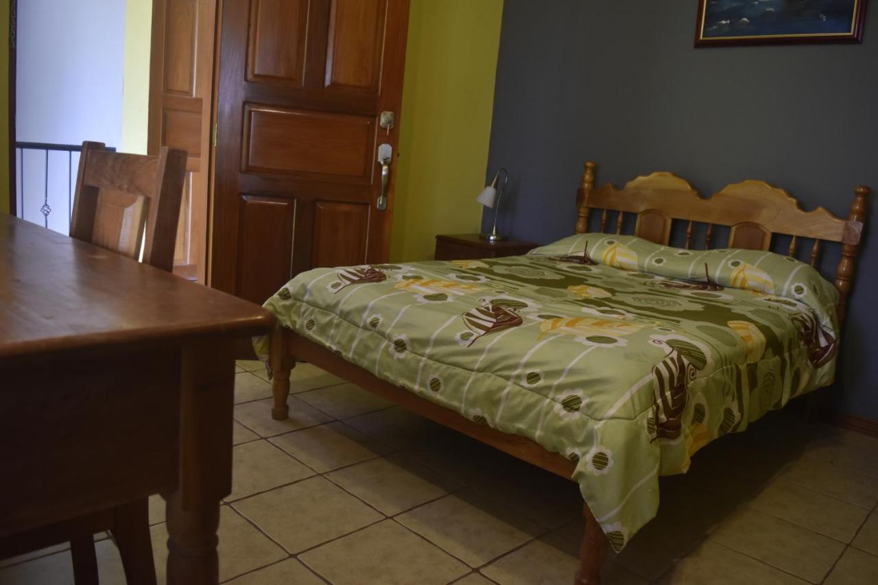 Hotel Santa Ana Liberia Airport Bagian luar foto